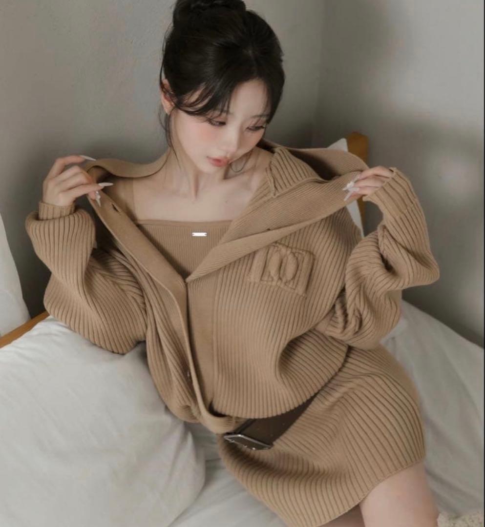 Darich ダーリッチ ローウエストデザインニットワンピース