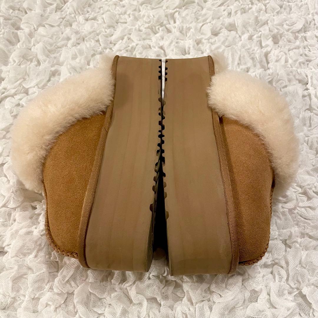 ✨新品✨UGG FUNKETTE アグ ファンケット Chestnut 23