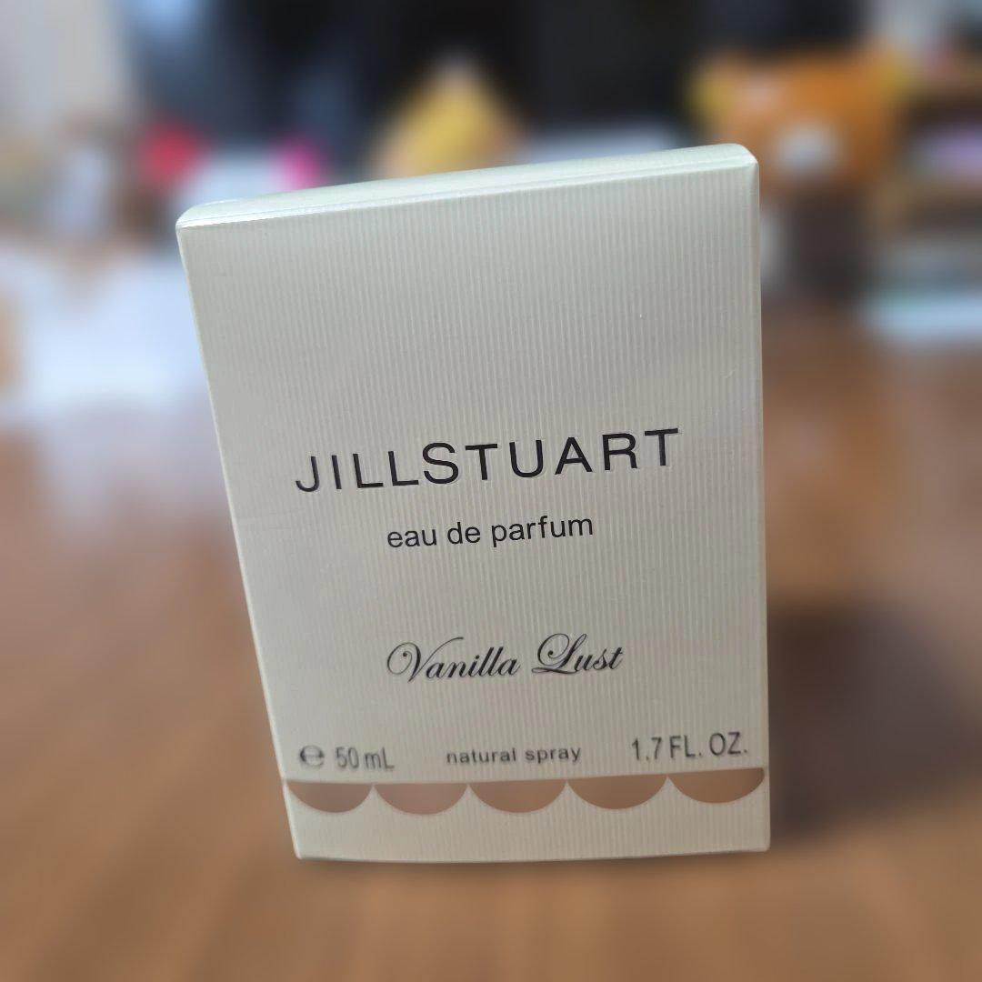 ジルスチュアート　ヴァニララスト　オードパルファン　50ml　箱付き