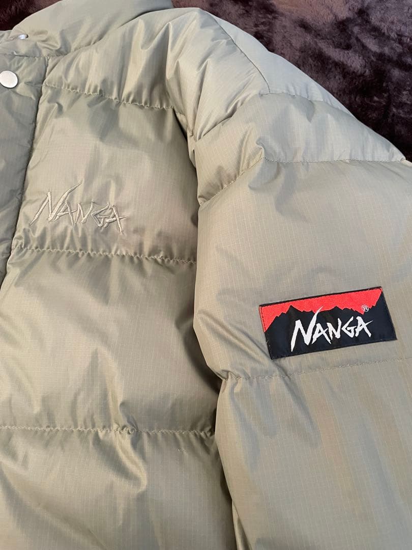 NANGA オリーブ ダウンジャケット