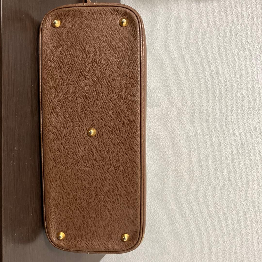 【HI-CLASS（ハイクラス）】レザーハンドバッグ／ショルダーストラップ付き