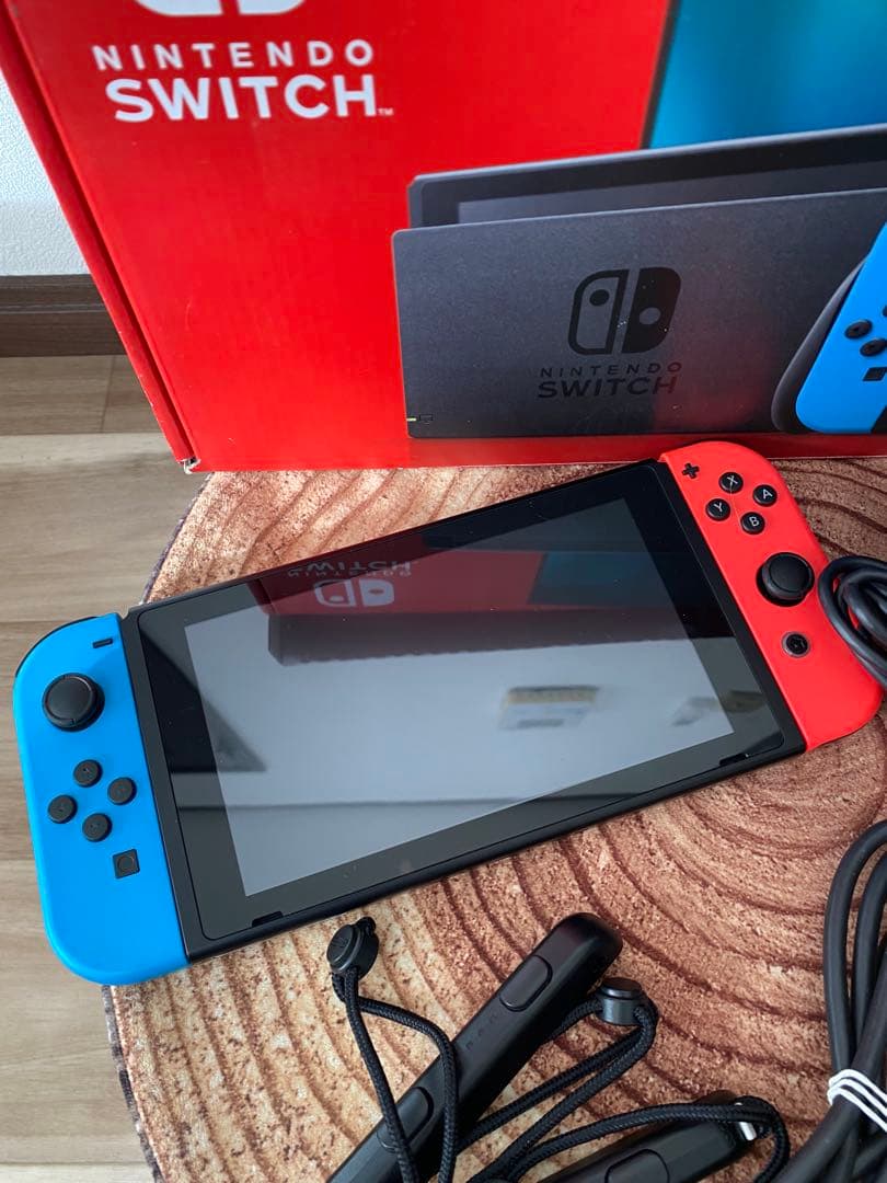 Nintendo Switch ニンテンドースイッチ本体　ネオン②