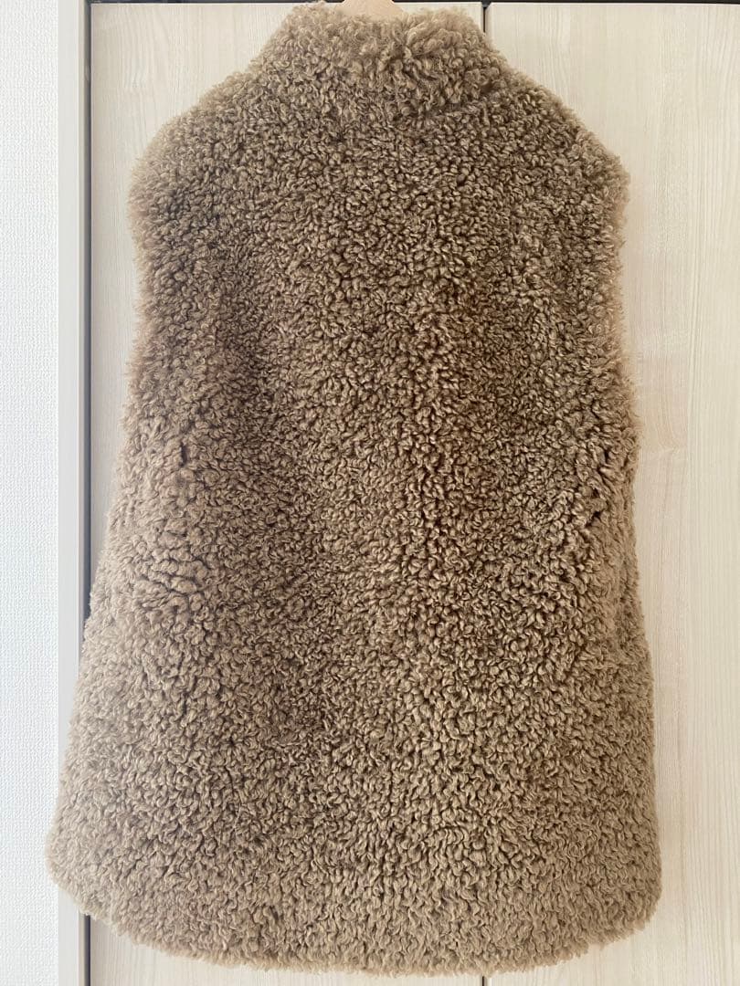 新品　未使用　anuke(アンヌーク) Eco Fur Vest モカ　36