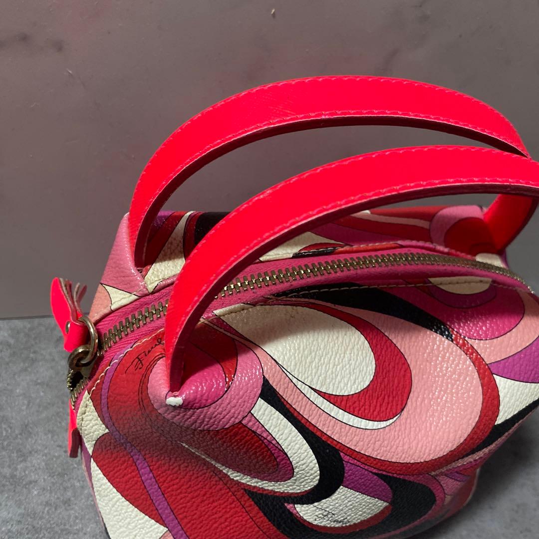 ✨美品✨EMILIO PUCCI 総柄 レザーバッグ　マルチカラー