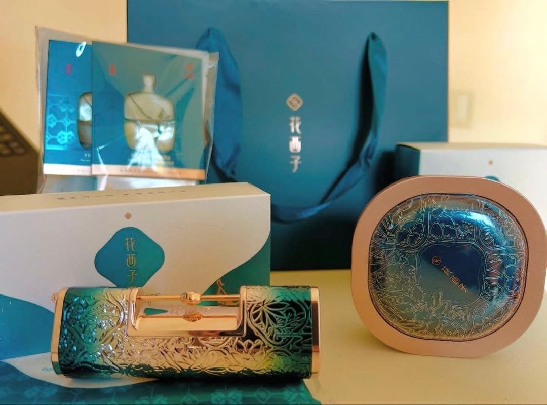 花西子 Florasis 口紅&フェイスパウダーセット 紙袋・サンプル付き