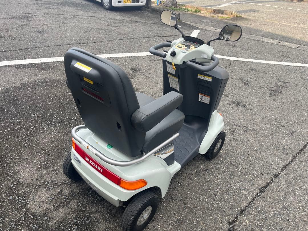 スズキ　セニアカー　ET4D7 福岡県
