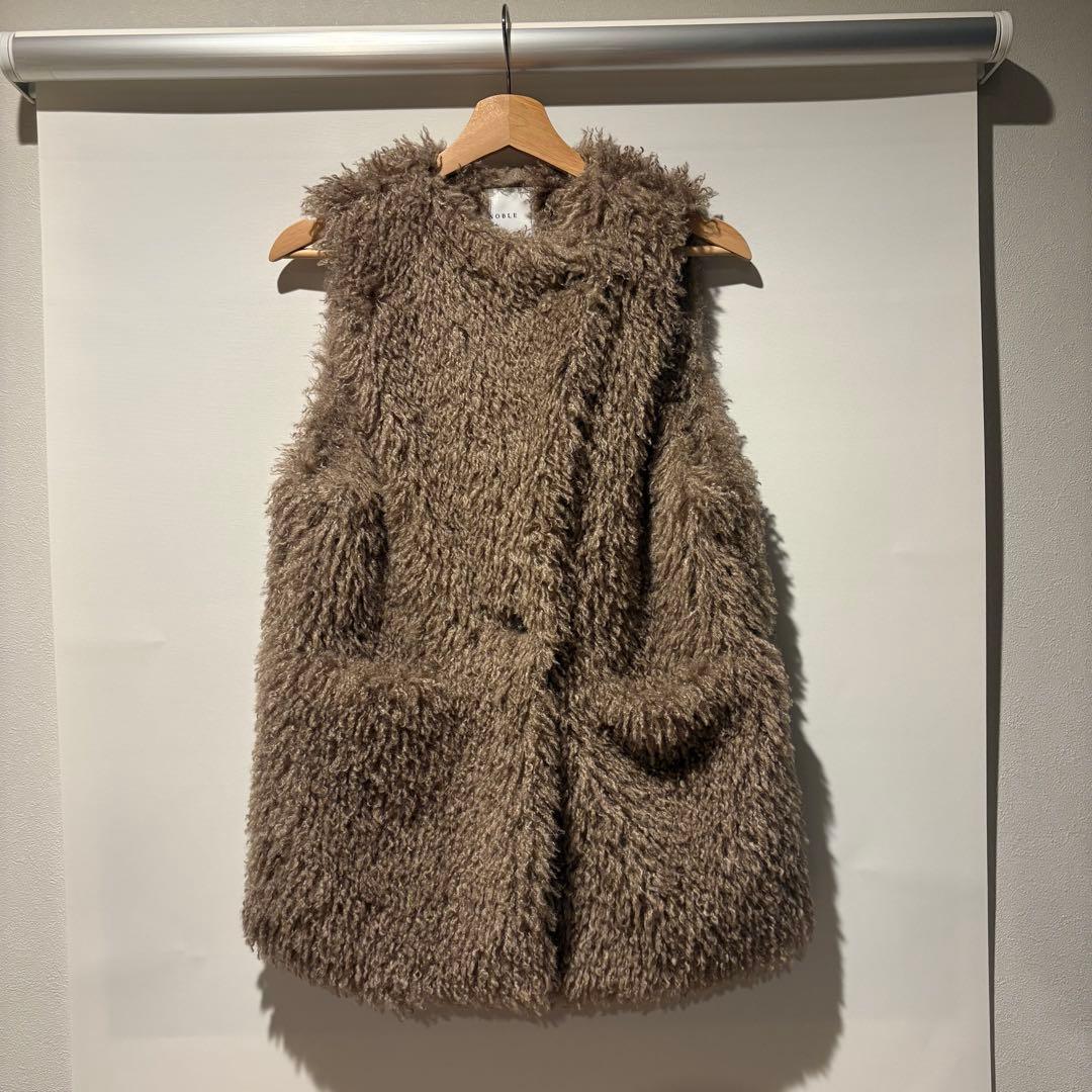 Noble エコファーロングベスト　ベージュ