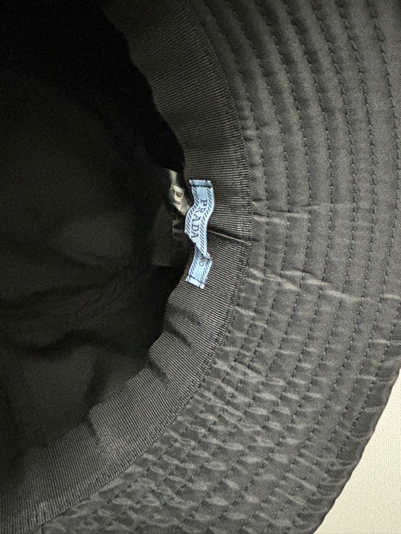 PRADA バケットハット ノベルティ