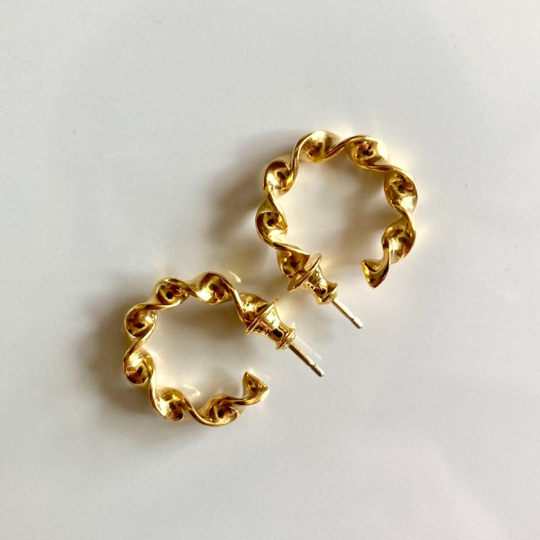 特別価格ゴールド　18k シルバー925 両耳　ピアス　18mm BWL