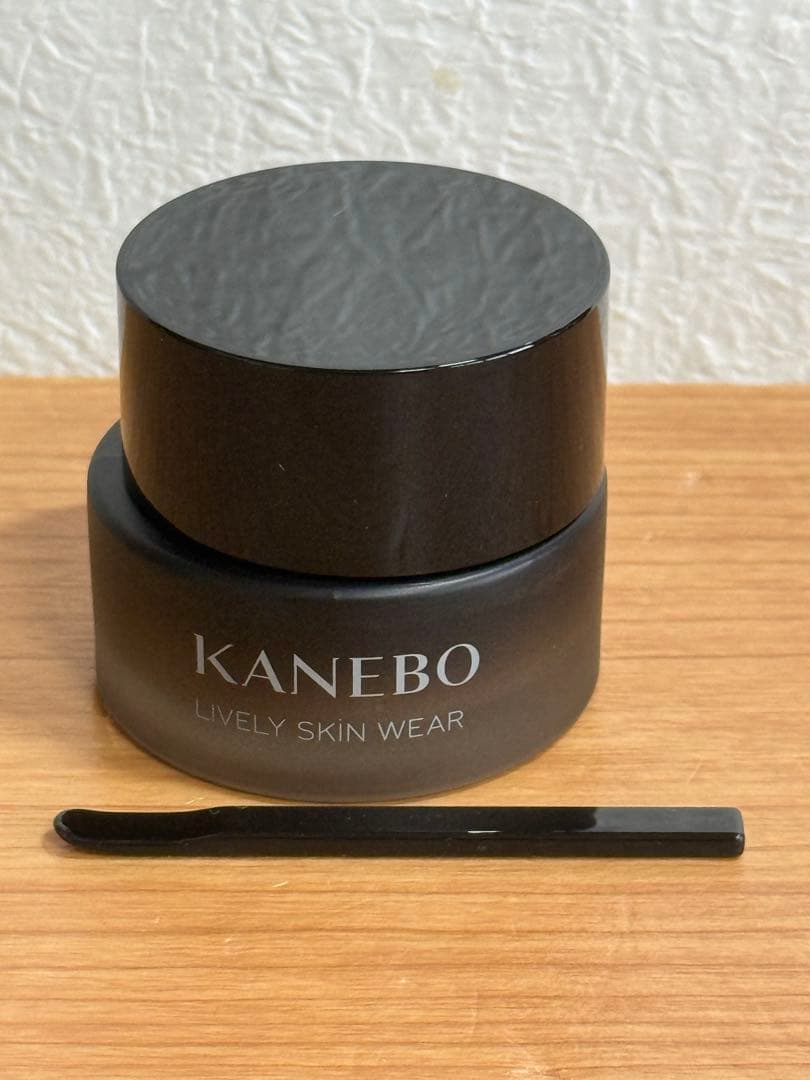 【お値引き不可！】カネボウ ライブリースキン ウェア オークルＣ