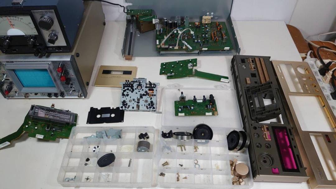 【オーバーホール品】TEAC カセットデッキ「V-1030」高音質3ヘッド★