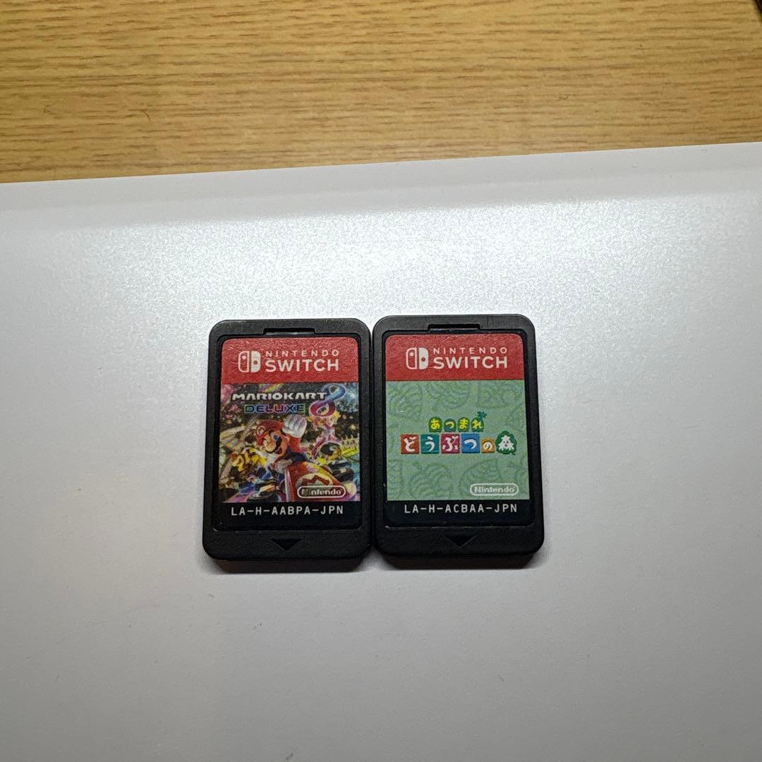 マリオカート8.あつまれどうぶつの森セット　(カセットのみ)