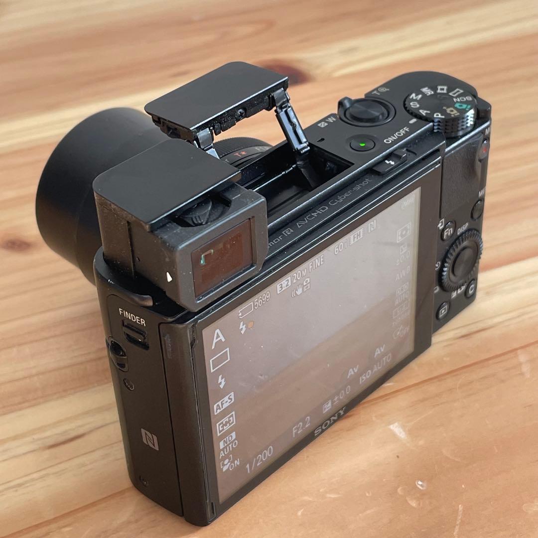 【美品】SONY DSC-RX100M3 グリップ・追加バッテリー・充電器付き