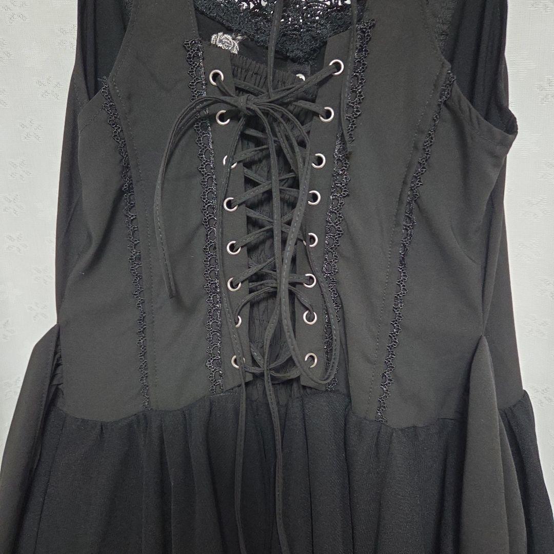 OZZON 白薔薇刺繍イレギュラーヘムジャンパースカート（黒）