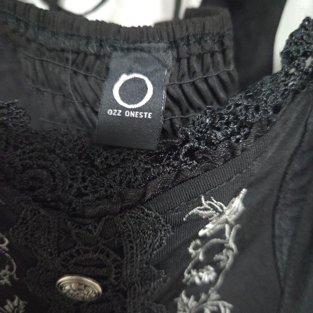 OZZON 白薔薇刺繍イレギュラーヘムジャンパースカート（黒）