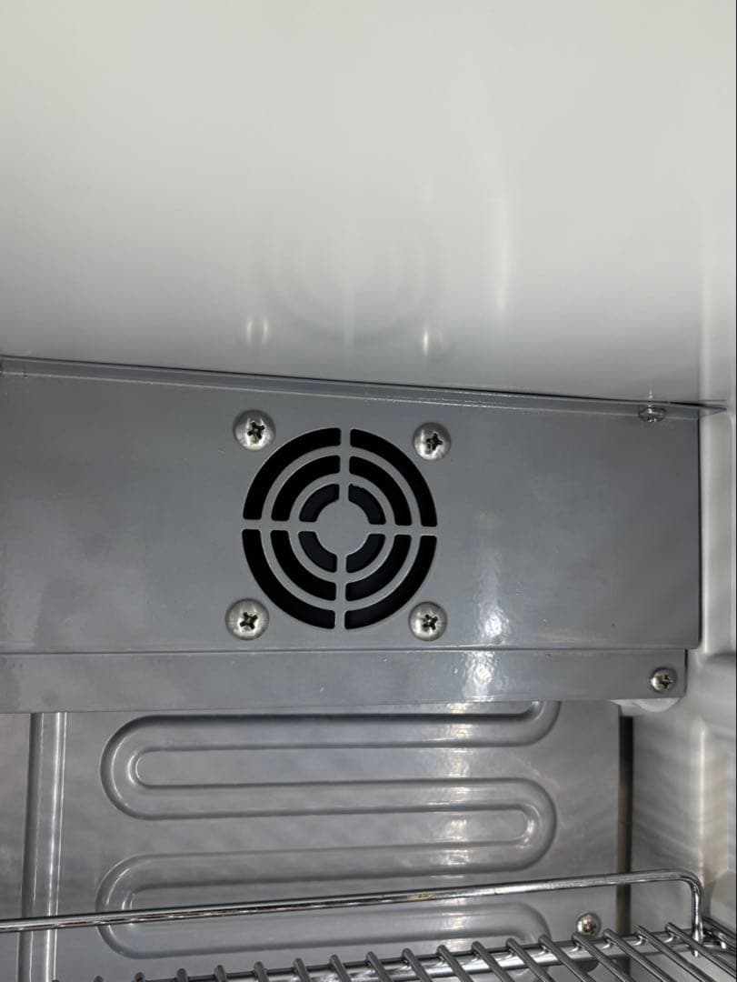 ★希少 Red Bull ミニ冷蔵庫 RB-GDC LED レッドブル