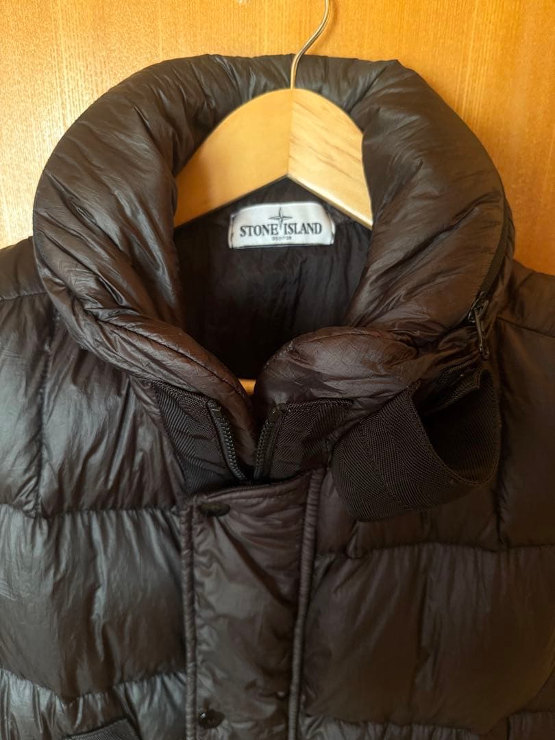 STONE  ブラックダウンベスト