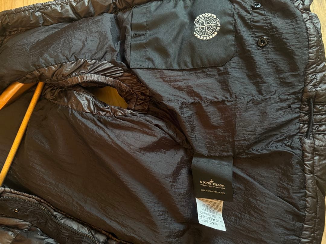 STONE  ブラックダウンベスト