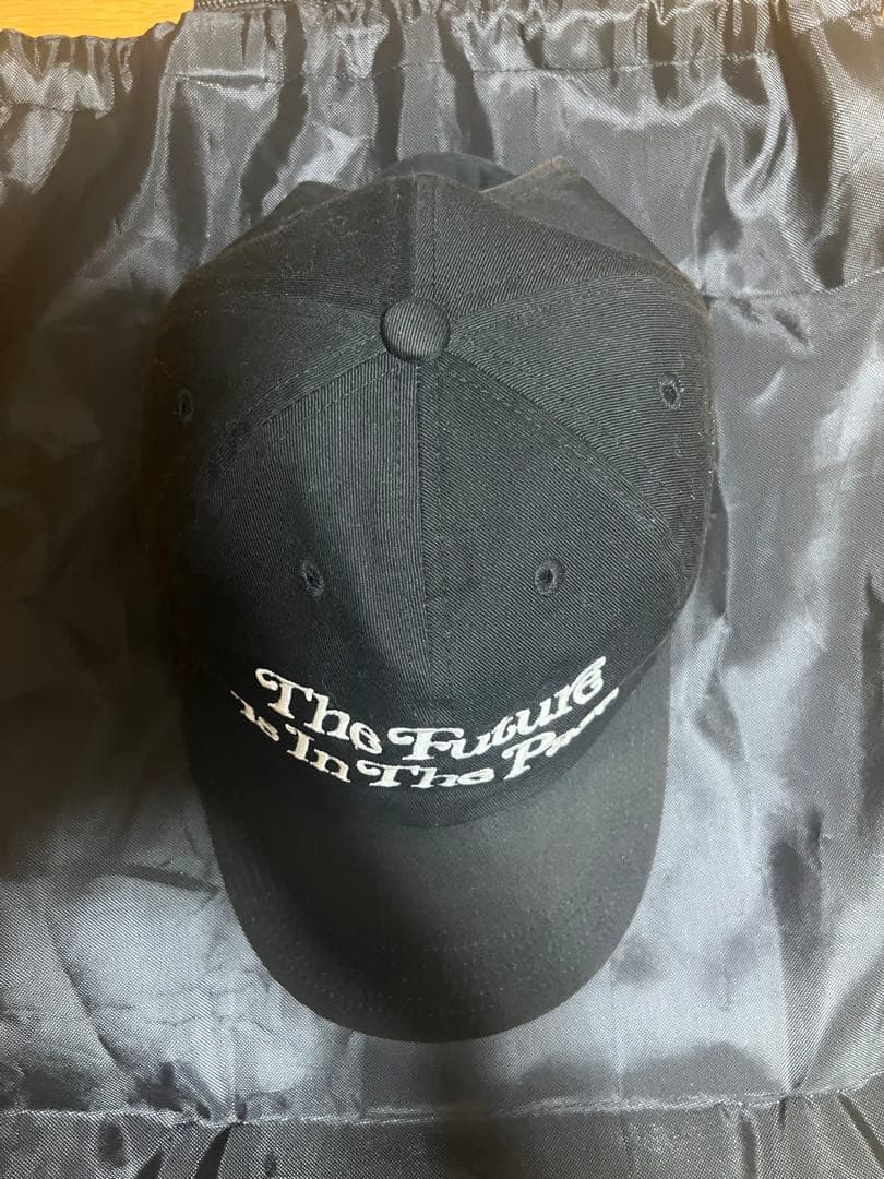 human made girls don't cry キャップ