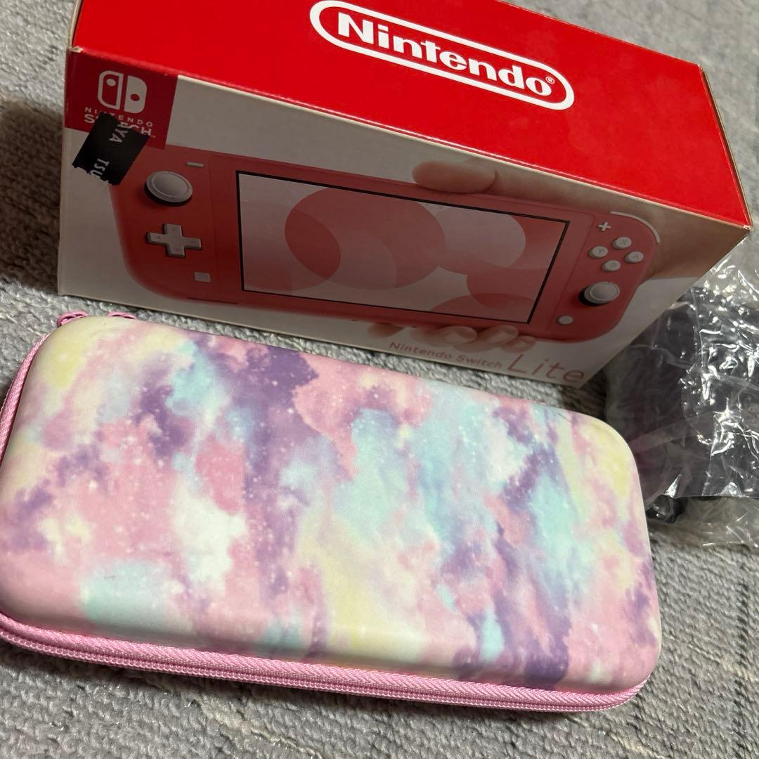 Nintendo Switchライト 本体