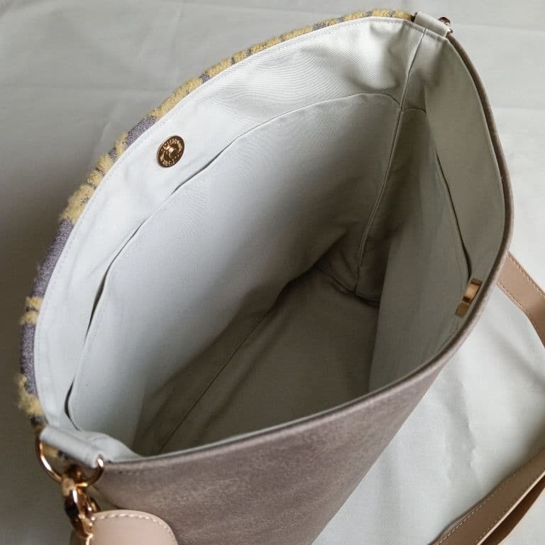 ☆プラム堂∬☆ミナペルホネン　大きめショルダーバッグ　メッツァ