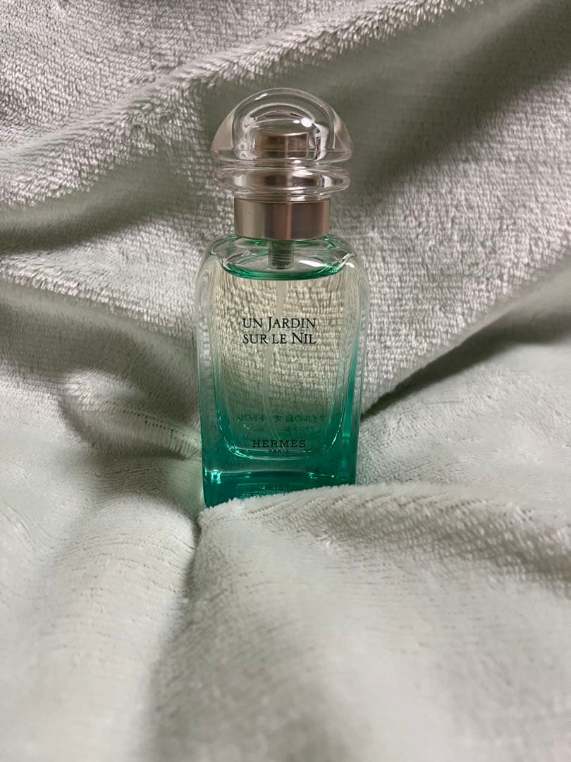 香水(ユニセックス) HERMES UN JARDIN SUR LE NIL 50ml