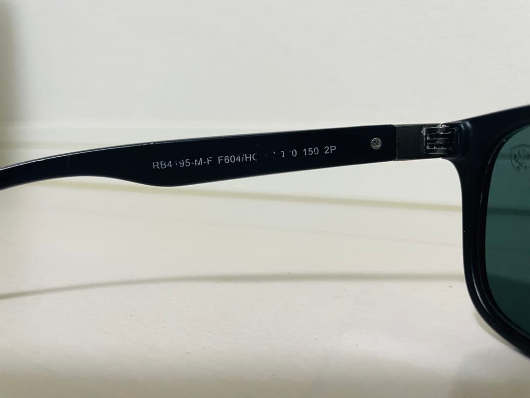 Ray-Ban× Ferrari コラボのサングラス⭐︎