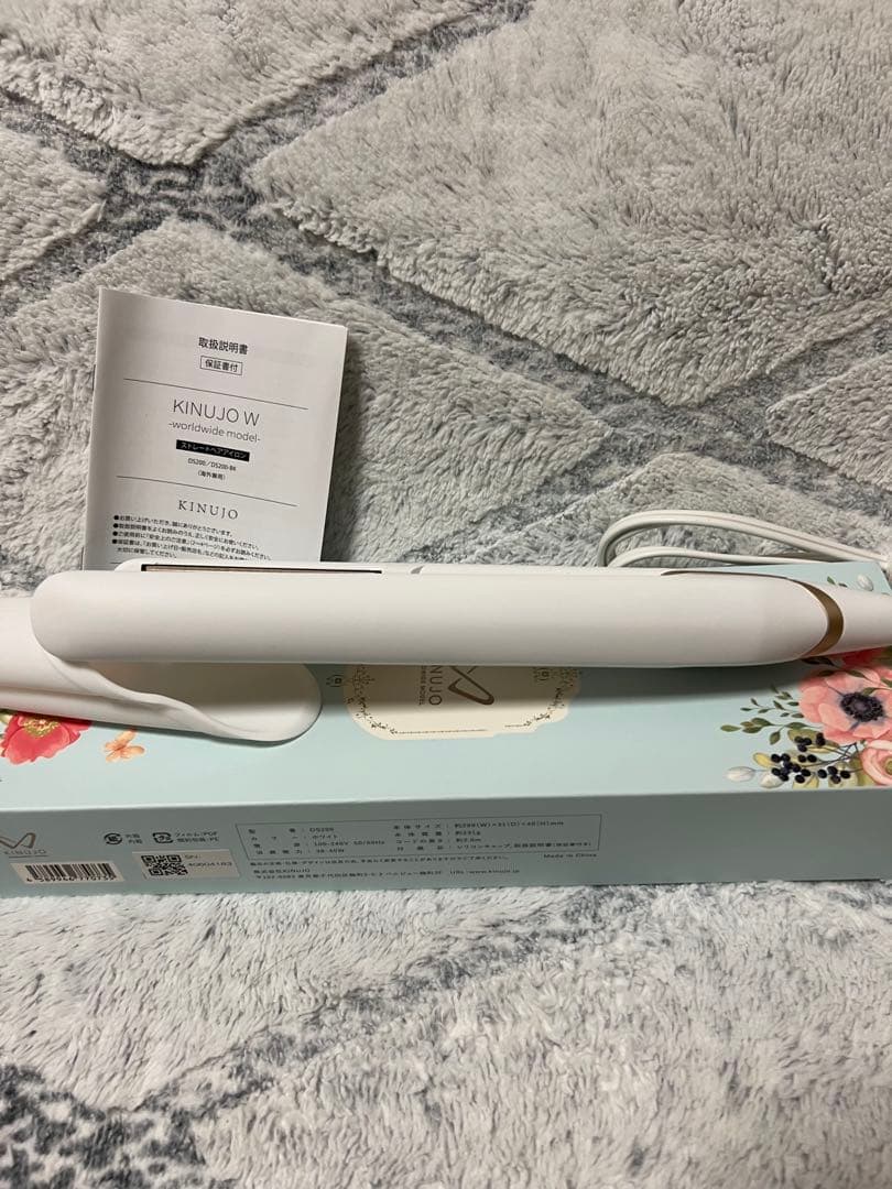 KINUJO ★美品ストレートヘアアイロン