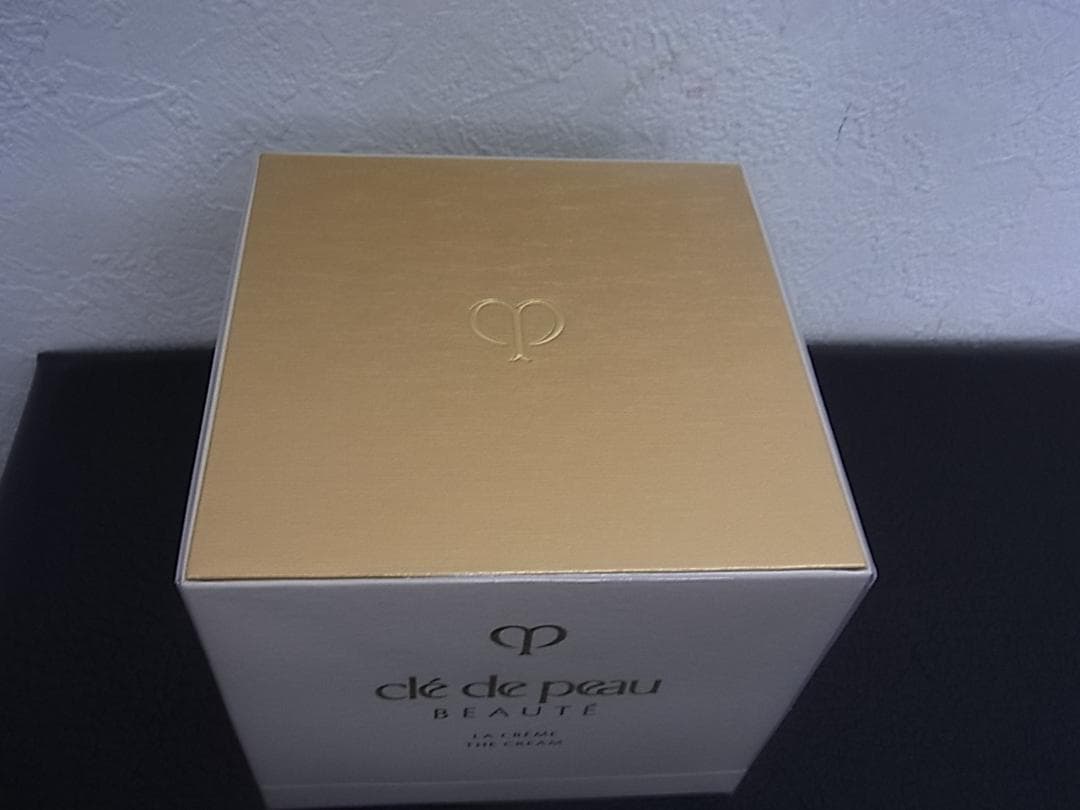 【新品未開封】クレドポーボーテ　ラクレーム　リフィル30g