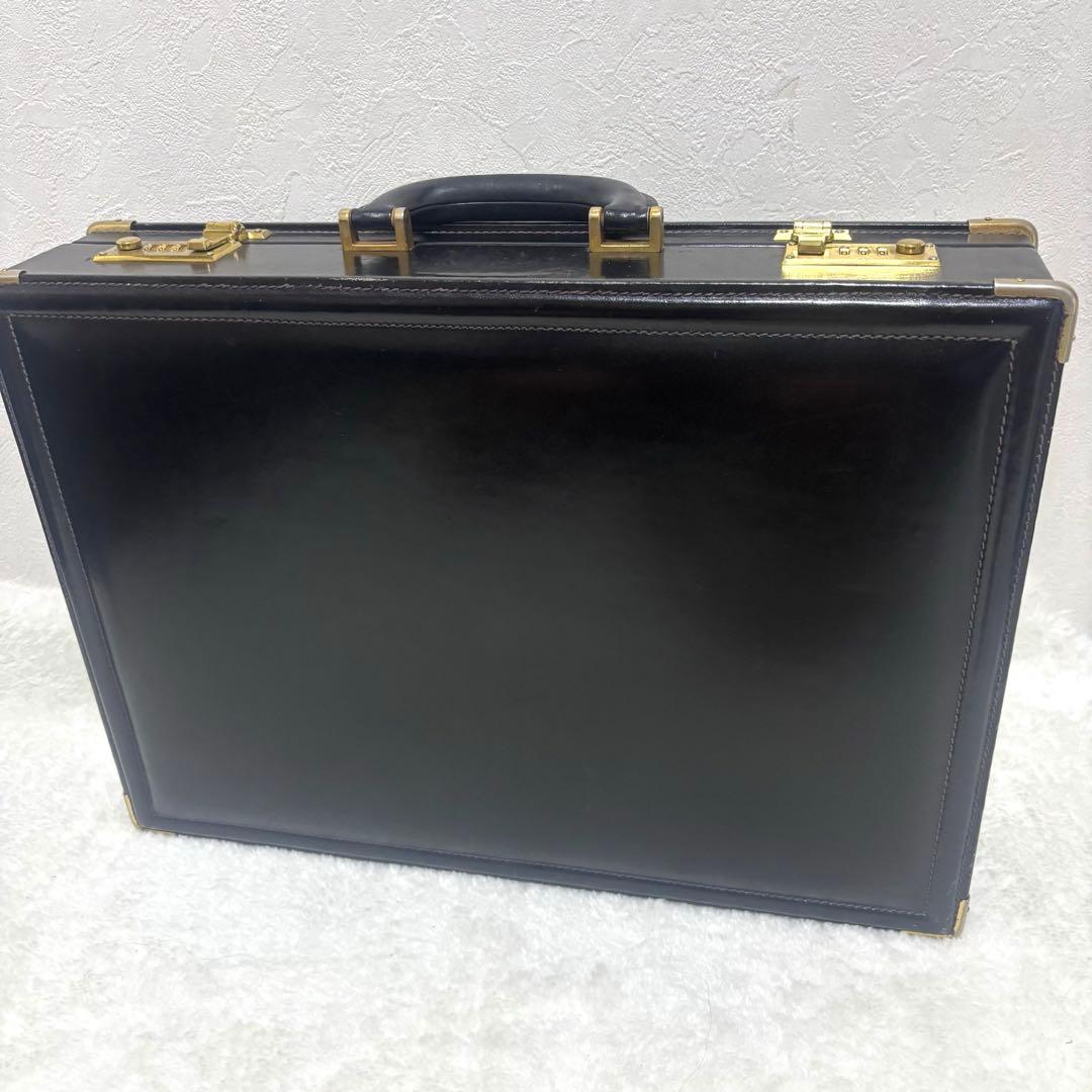【希少】BALLY バリー　アタッシュケース　ビジネスバッグ　レザー　大容量