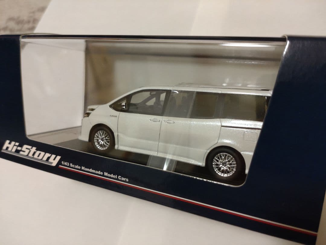 た*つ様 ハイ・ストーリー トヨタ VOXY(ヴォクシー) ミニカー 1/43