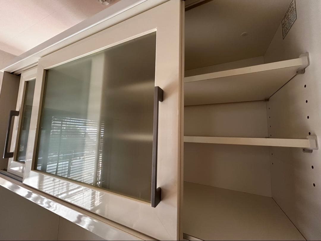 ホワイト 食器棚 ガラス扉 収納　直接取引き限定