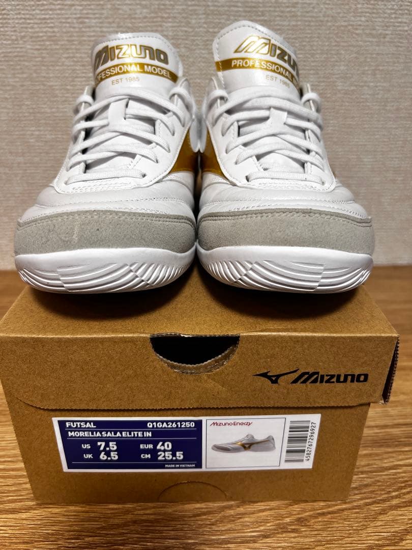 MORELIA SALA ELITE IN ホワイト/ゴールド