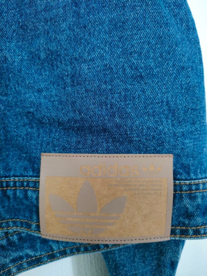 adidas 2XL桜刺繍 デニムジャケット美品