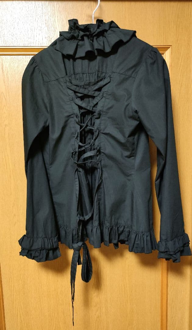 morphose フリル黒長袖ブラウス