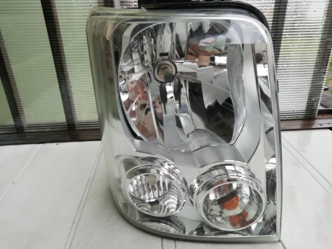 DA64W 　エブリィ　ハロゲン　ヘッドライト　 左右　レべ付　（管理J11）