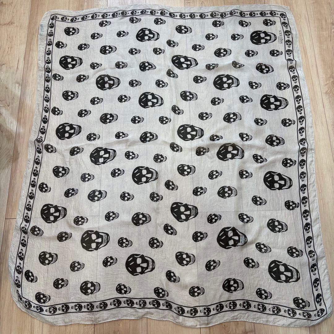 Alexander McQueen アレキサンダーマックイーン スカル スカーフ