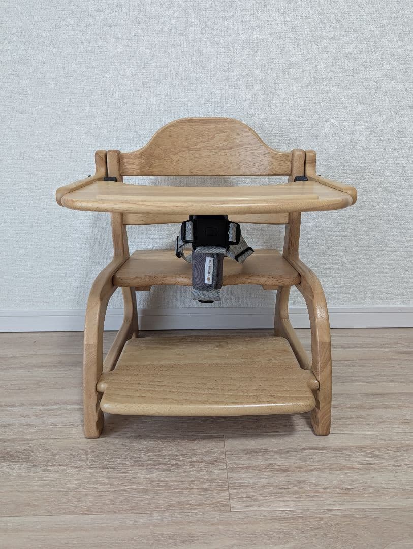 【美品】 大和屋 すくすくローチェアⅡ 離乳食チェア セーフティベルト付き