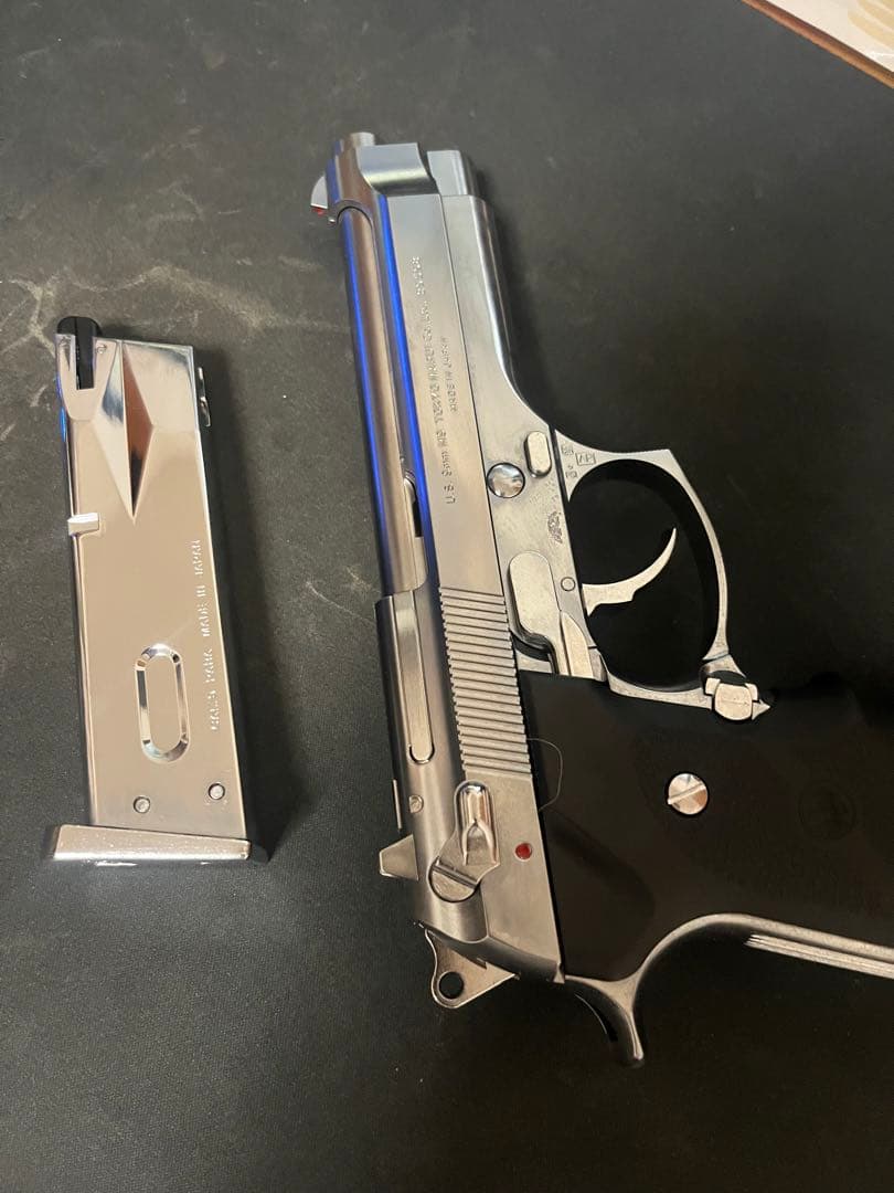 東京マルイ　M92F ミリタリーモデル シルバー