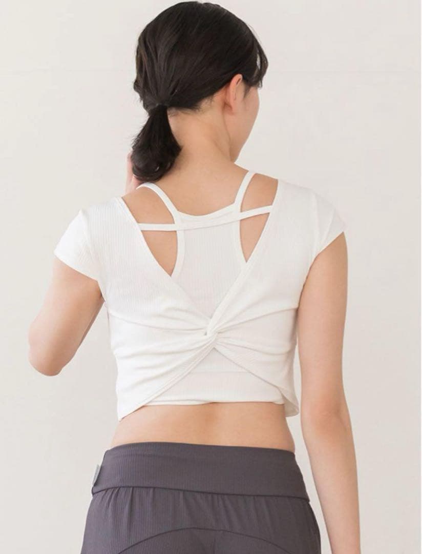 まゆ【SUKALA】新品 リブヨギーニツイストトップスセット ホワイト S