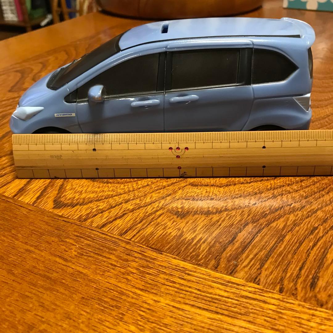 ホンダフリードの貯金箱