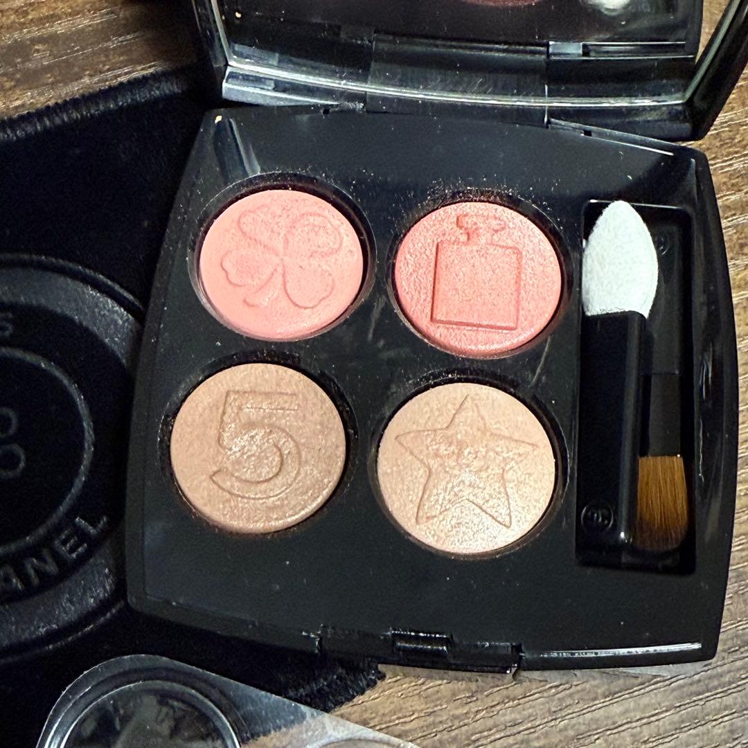 シャネル　レキャトルオンブル　ブトン　209