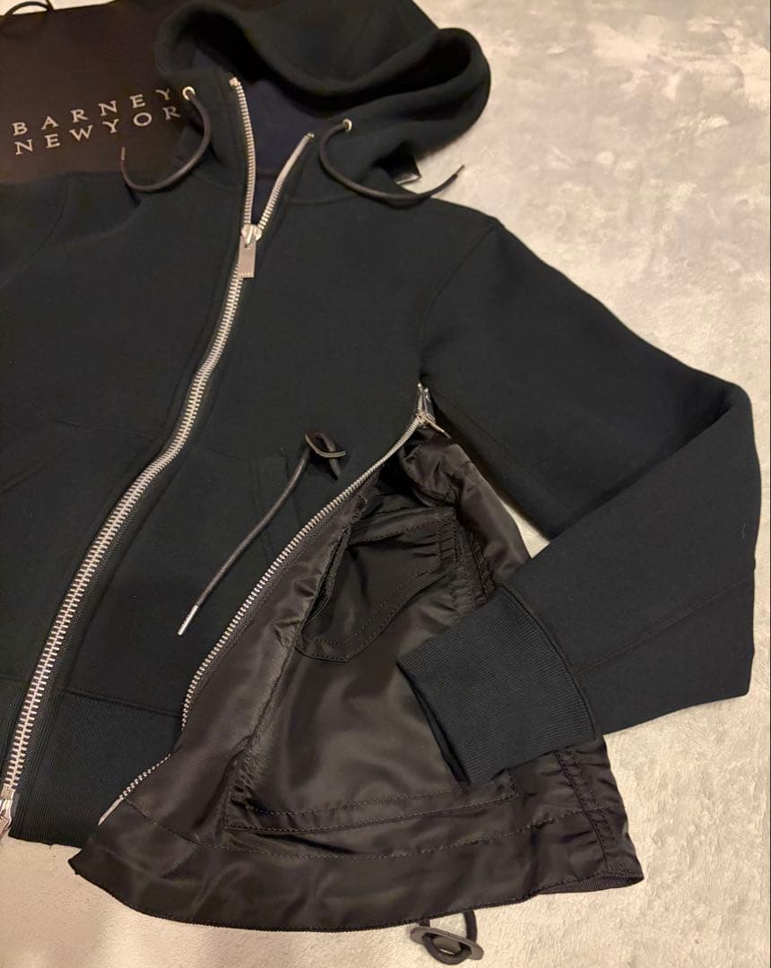 【新品未使用】 sacai パーカー