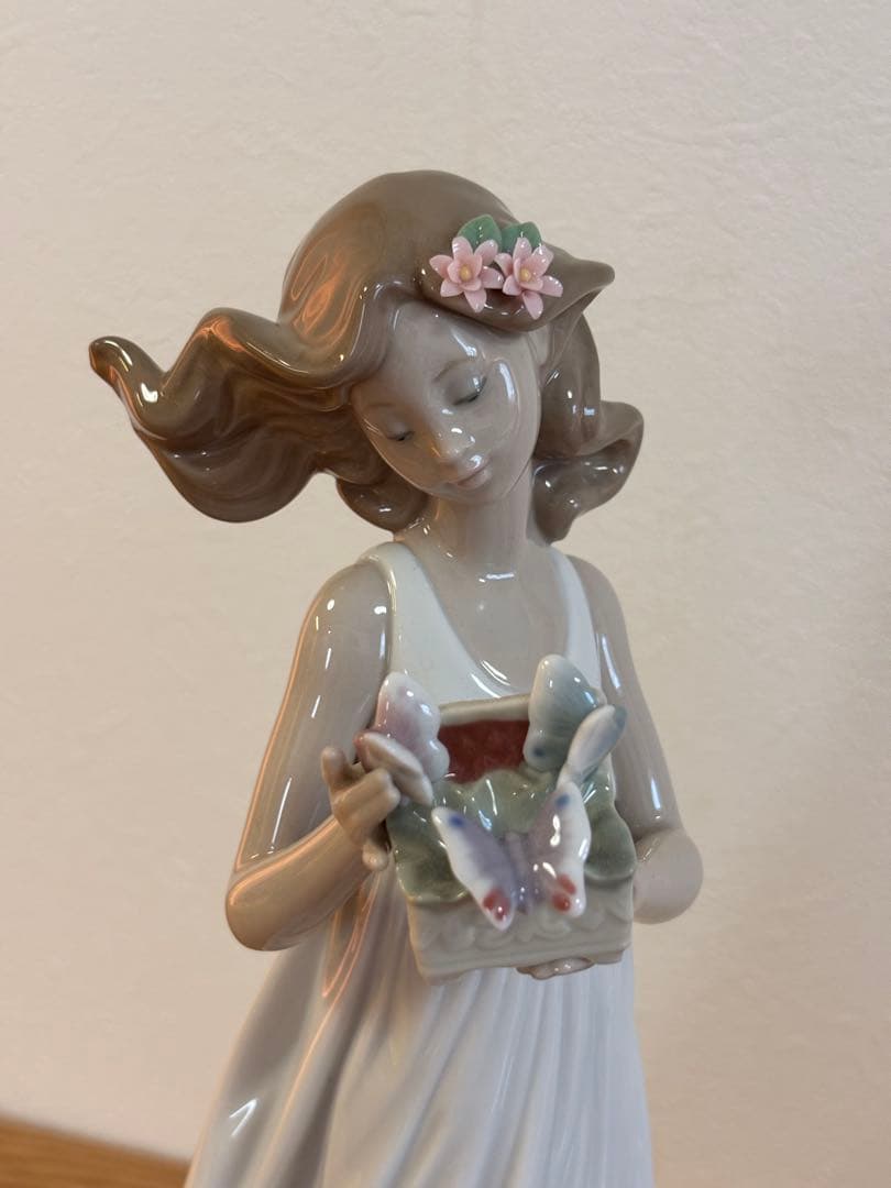 【新品】リヤドロ 私の宝もの　 6777 リアドロ わたしの宝物