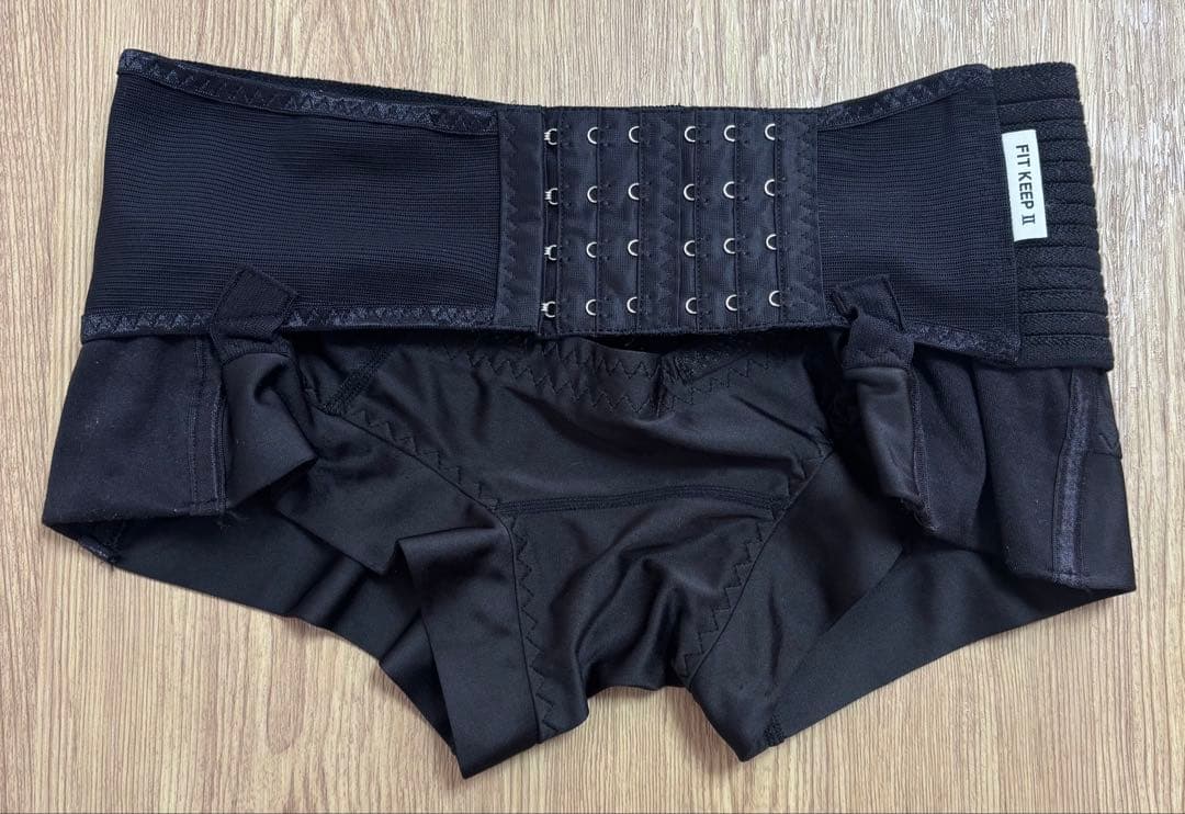 土日限定お値下げ！フィットキープII 骨盤ベルト　Mサイズ