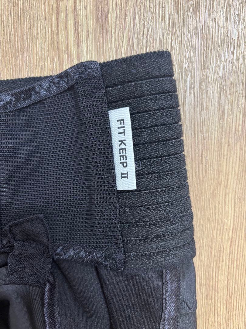 土日限定お値下げ！フィットキープII 骨盤ベルト　Mサイズ