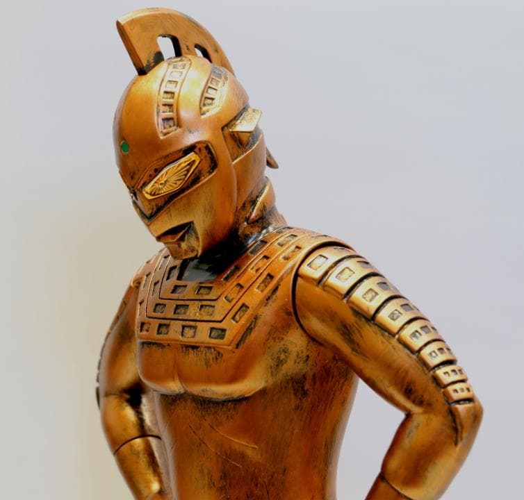 ウルトラセブン 黄金の巨神像 ビッグサイズフィギュア 京本コレクション