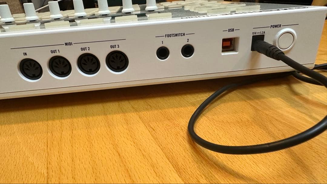 DTM・DAW NATIVE INSTRUMENTS MASCHINE STUDIO