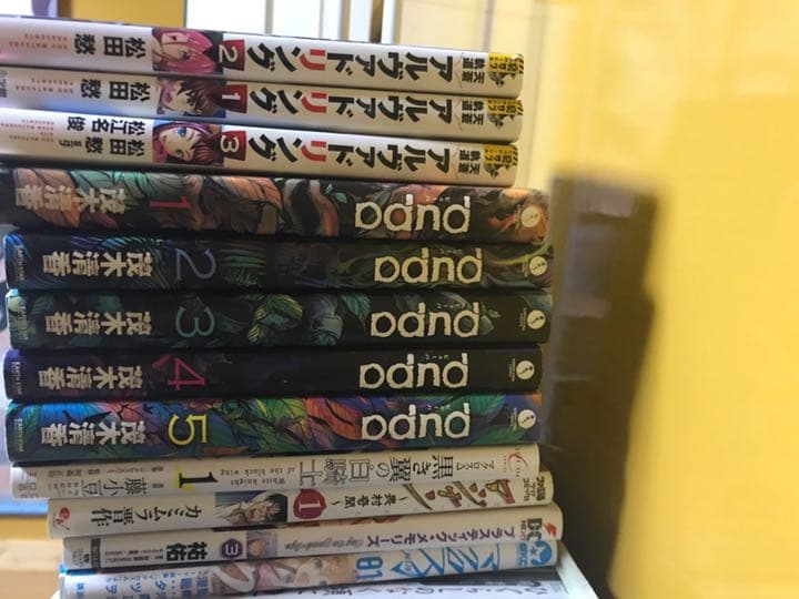 漫画 の まとめ売り　現在弱虫ペダル23から40巻も売ってます2000円？！