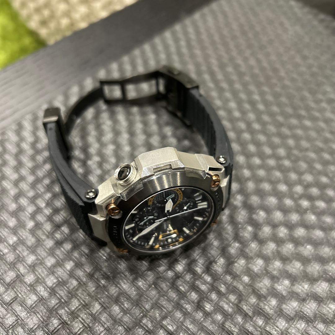 G-SHOCK MRG-G2000R-1AJR GPS電波ソーラー 毘沙門亀甲